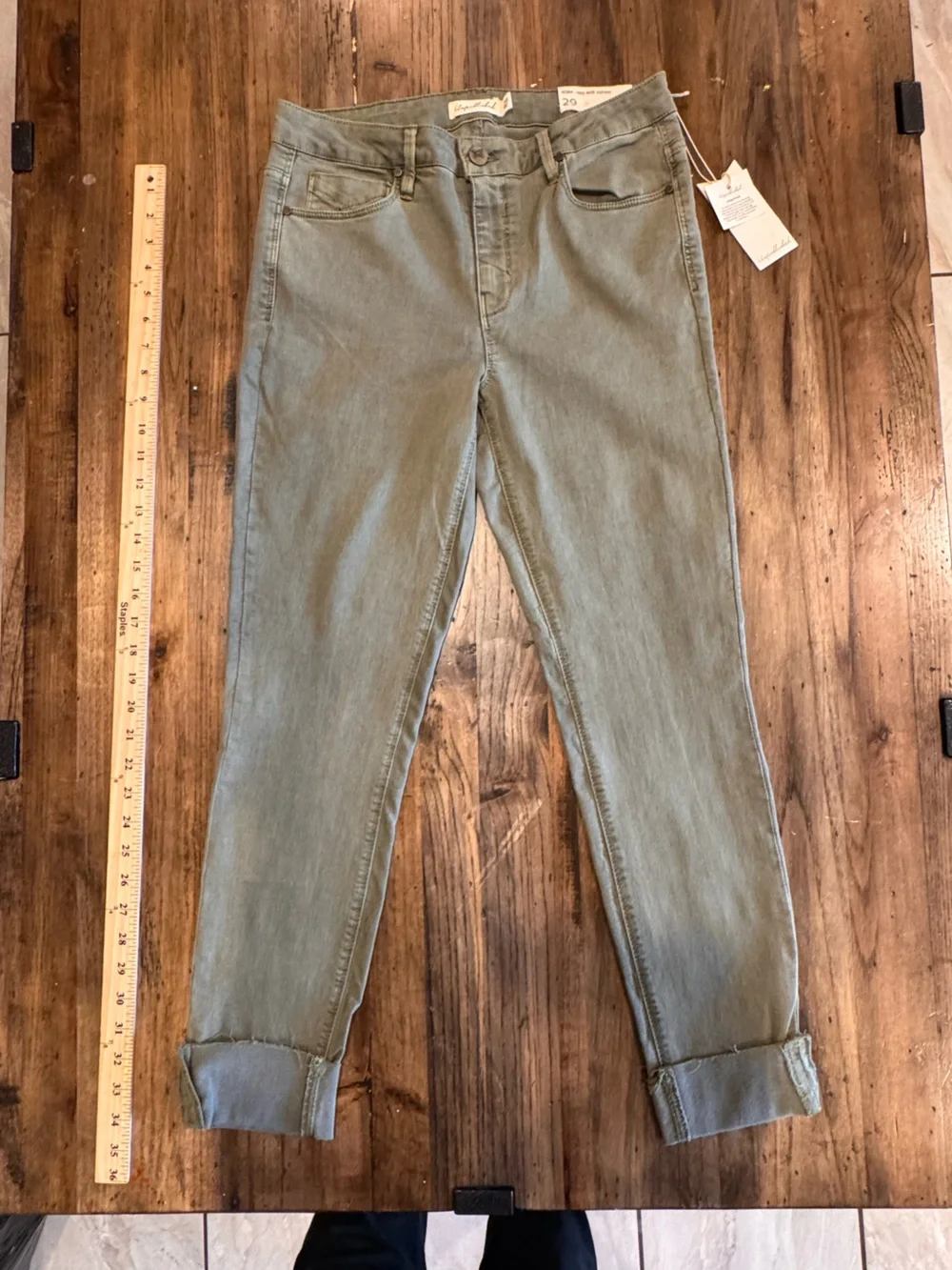 NWT Unpublished Kora Mid Rise‎ Skinny Jeans in Thyme - Size 29